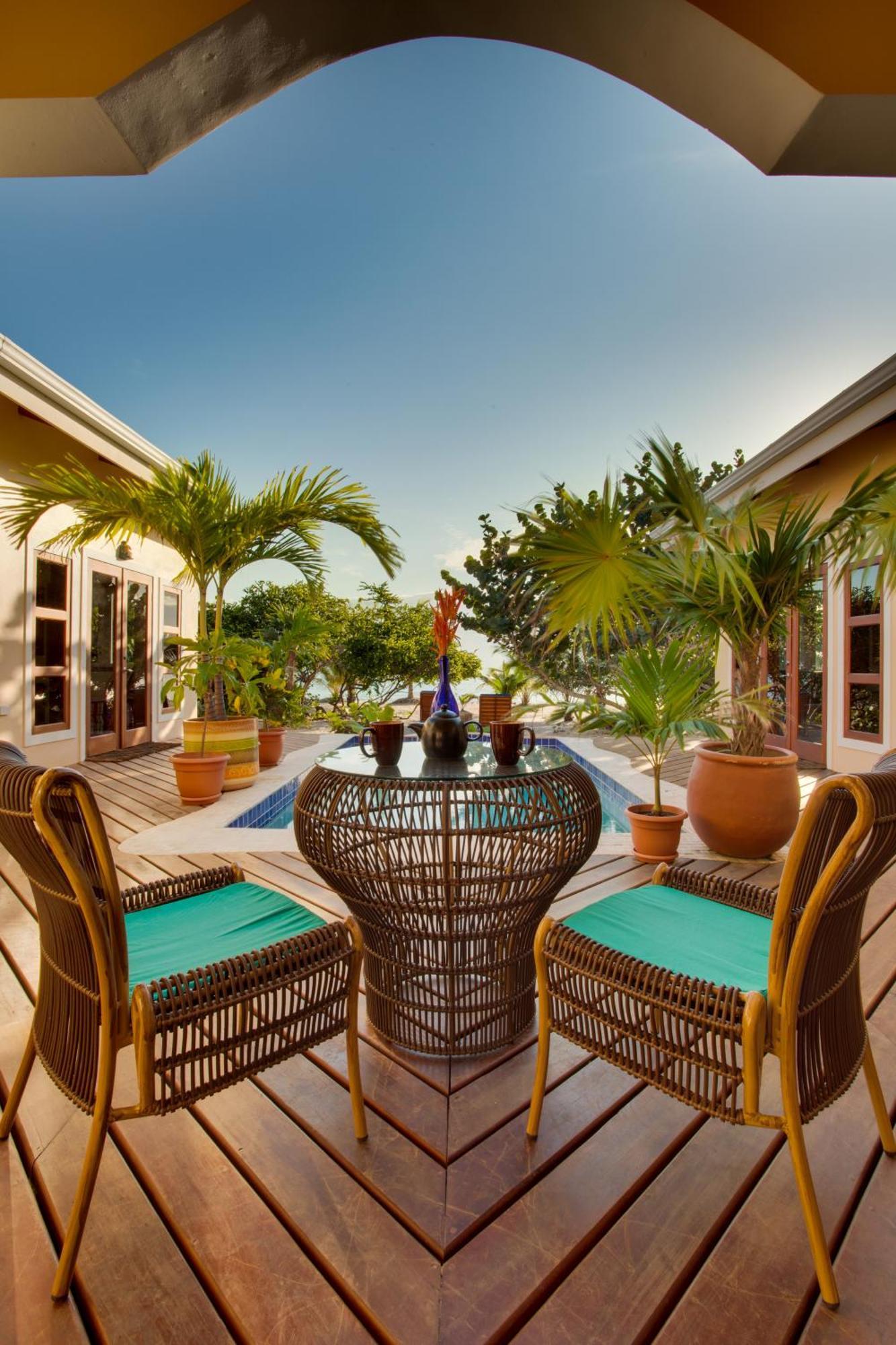 Naia Resort And Spa Placencia Экстерьер фото